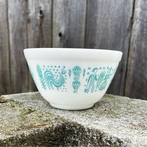 PYREX Amish Butterprint turquoise & white small bowl